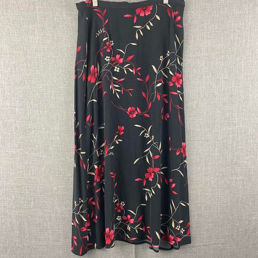Vintage red and black floral